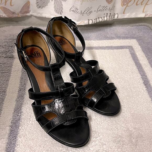 Soft Shoes - SOFT 2.5” Dress Leather Kitten Heels Sz 9